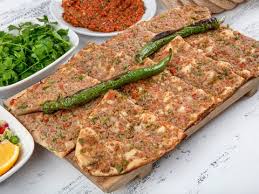 SEBZELİ KAŞARLI BÖREK